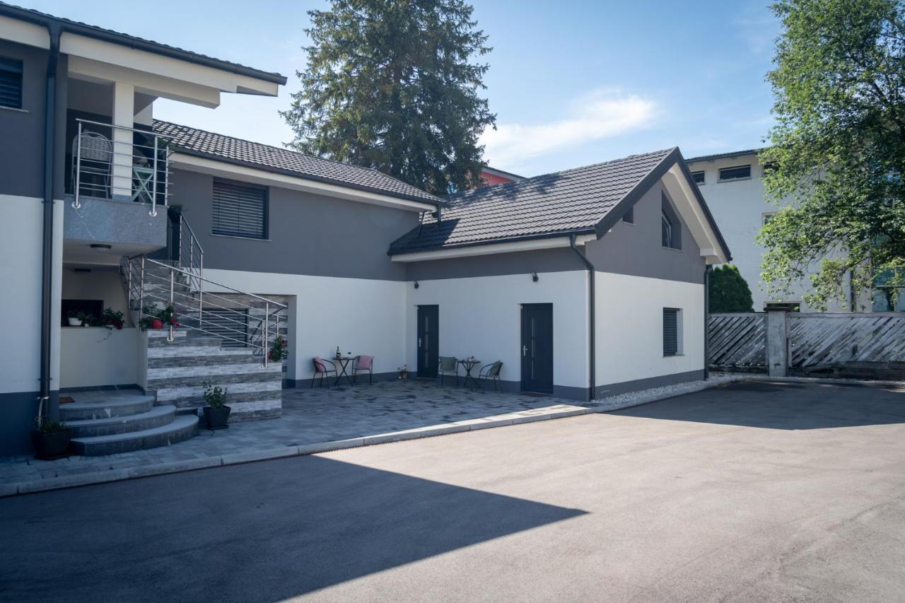 Ferienwohnung Cuckoo'S Alpine Nest Lesce  Exterior foto