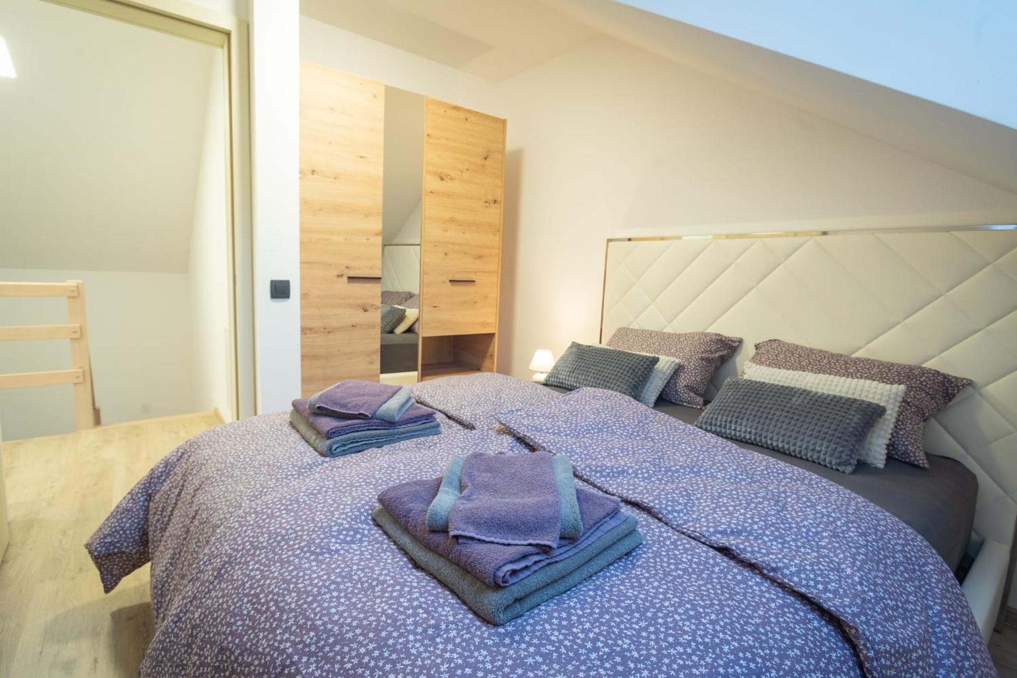 Ferienwohnung Cuckoo'S Alpine Nest Lesce  Zimmer foto
